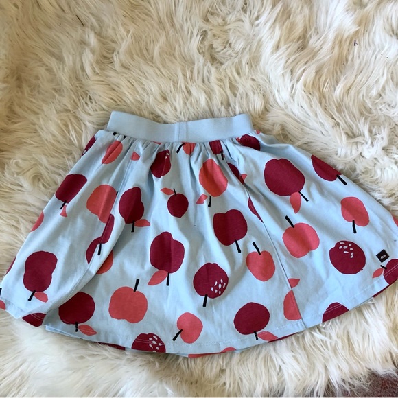 NWT Tea Collection apple a day twirling skirt - Picture 5 of 9